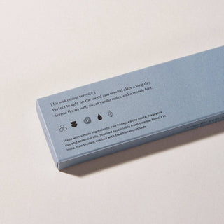 Looshi - CALM Natural Incense Sticks with Labdanum, Vanilla Bean, Amber